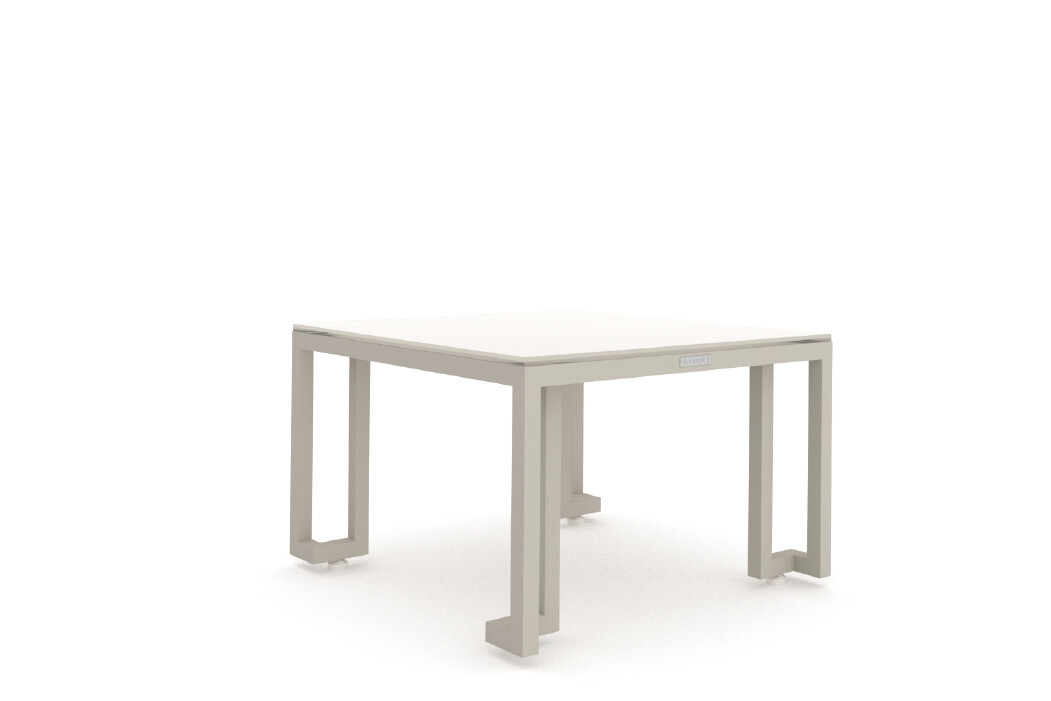 Mesa de centro cuadrada · Sillas — Curvar